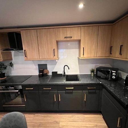 Modern 2 Bedroom Aesthetic Apt Manchester Exterior foto